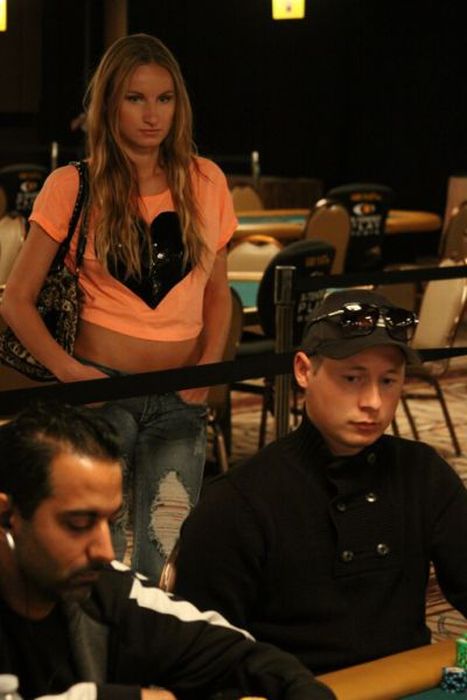 2011 World Series of Poker girls