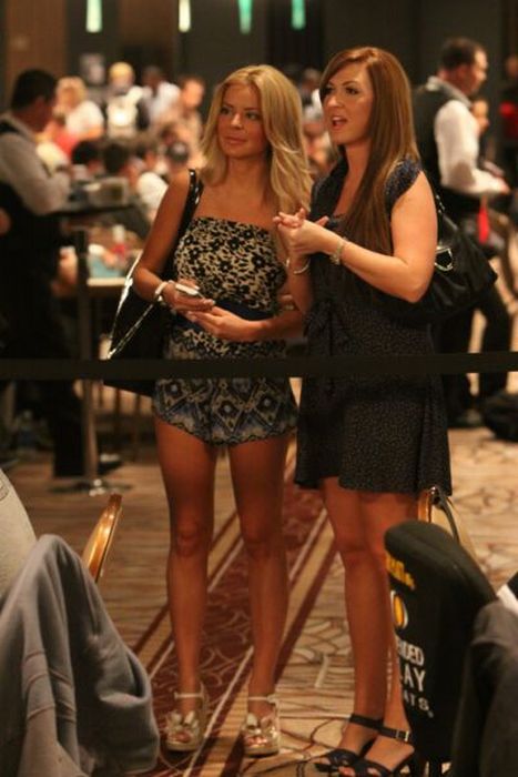 2011 World Series of Poker girls