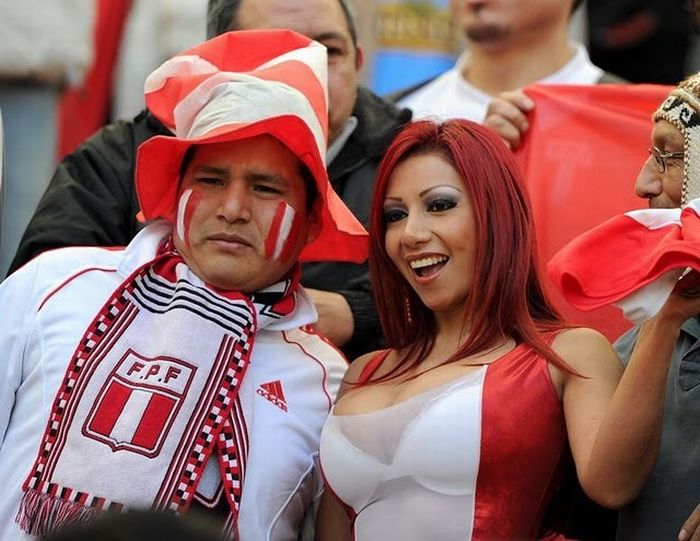 Girl fans of Copa América