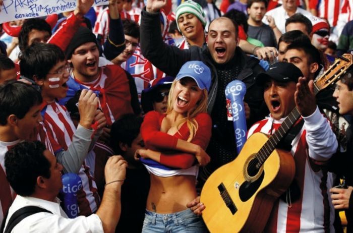 Girl fans of Copa América