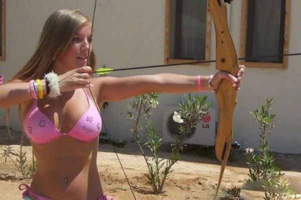 archery girl