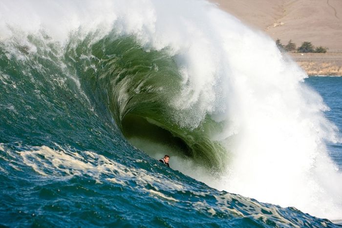 surfing photography