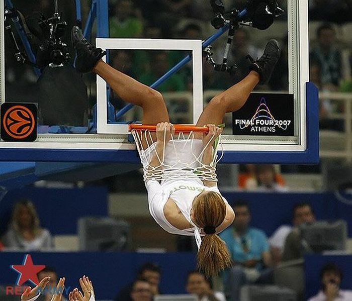 Red Foxes cheerleader girls team, Ukraine