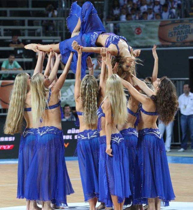 Red Foxes cheerleader girls team, Ukraine