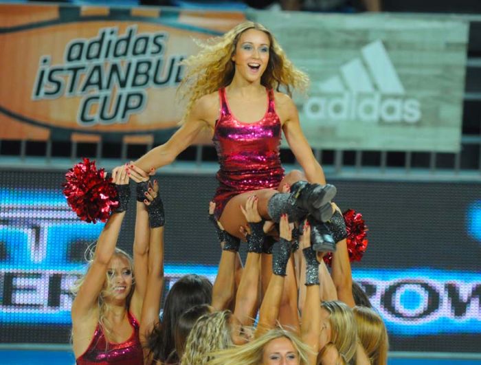 Red Foxes cheerleader girls team, Ukraine