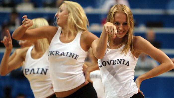 Red Foxes cheerleader girls team, Ukraine