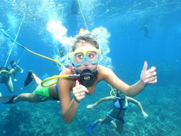 diving girl