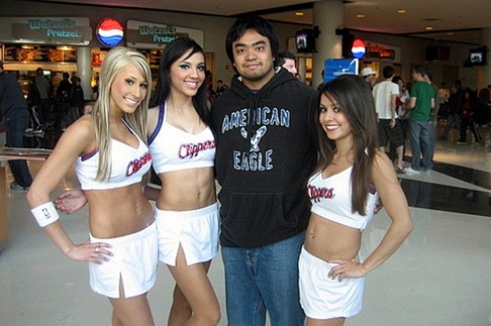 Los Angeles Clippers NBA cheerleader girls