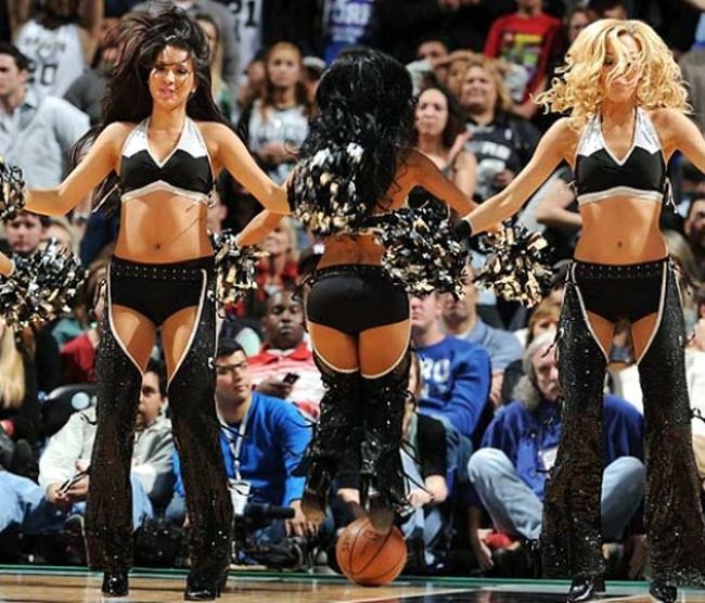 San Antonio Spurs NBA cheerleader girls