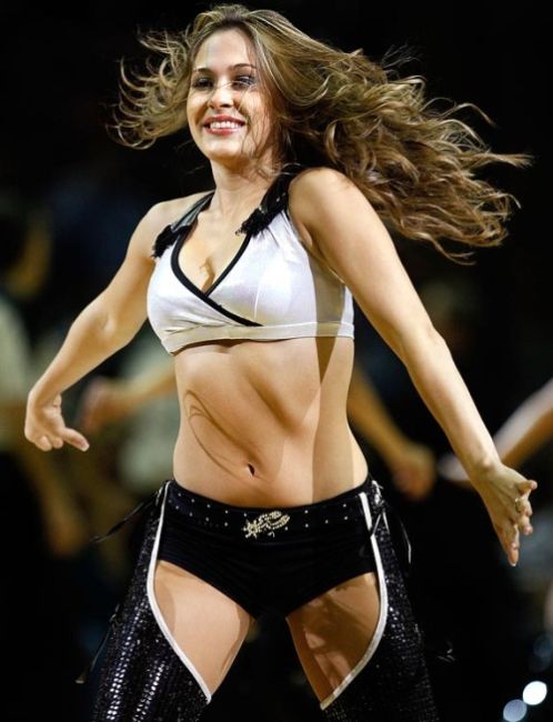 San Antonio Spurs NBA cheerleader girls