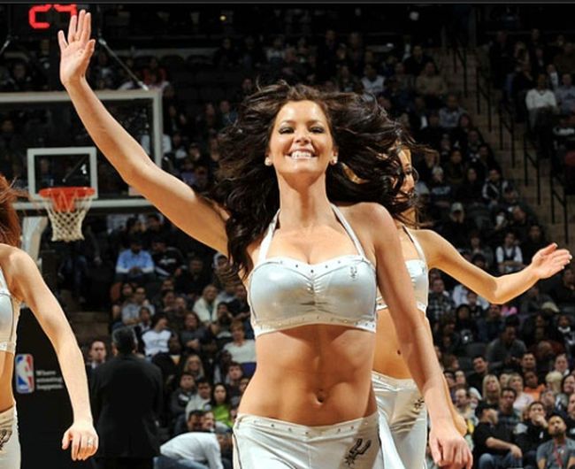 San Antonio Spurs NBA cheerleader girls