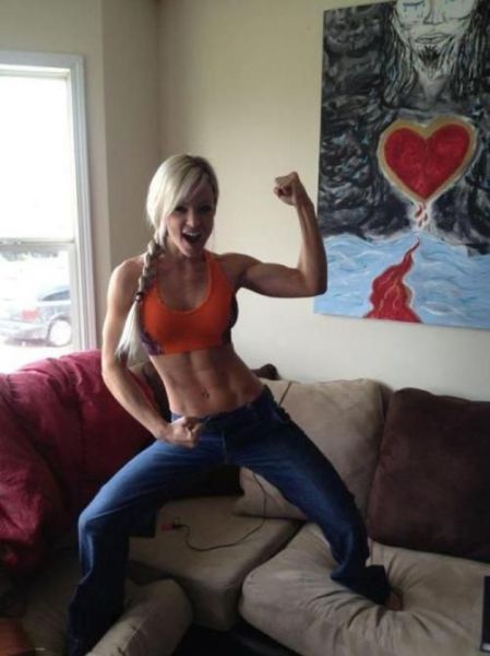 strong fitness bodybuilding girl