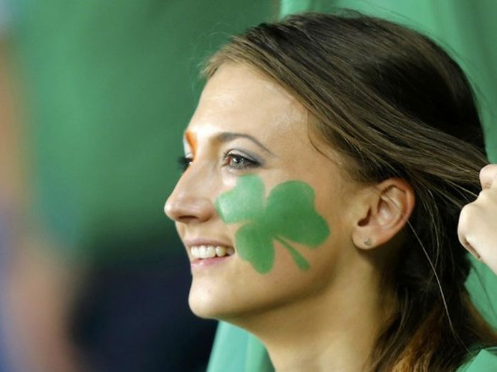 uefa euro 2012 football fan girls