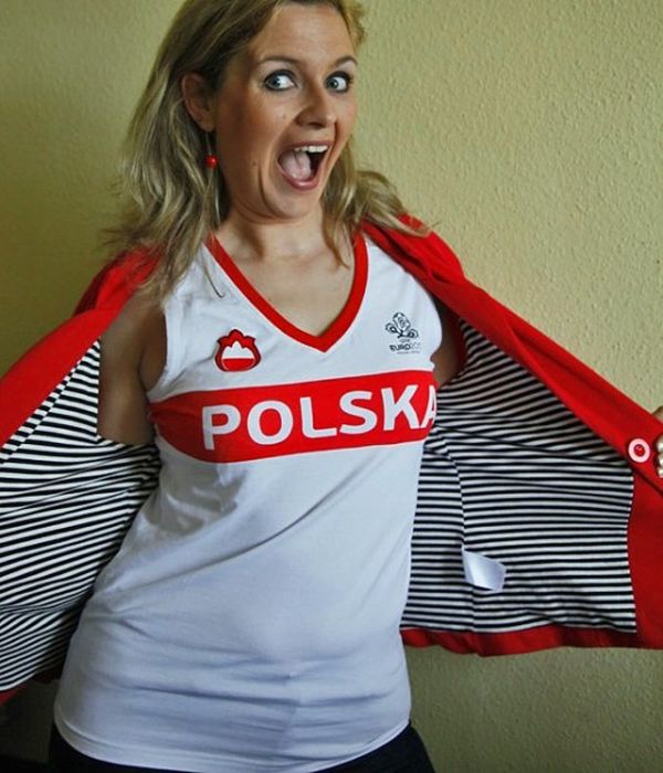 uefa euro 2012 football fan girls