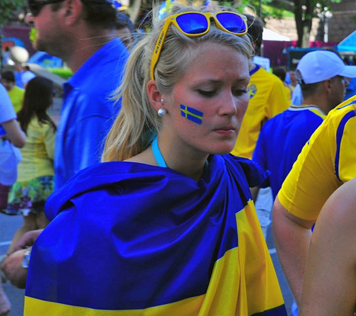 uefa euro 2012 football fan girls