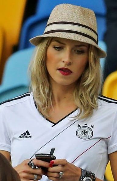 uefa euro 2012 football fan girls