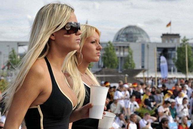 uefa euro 2012 football fan girls