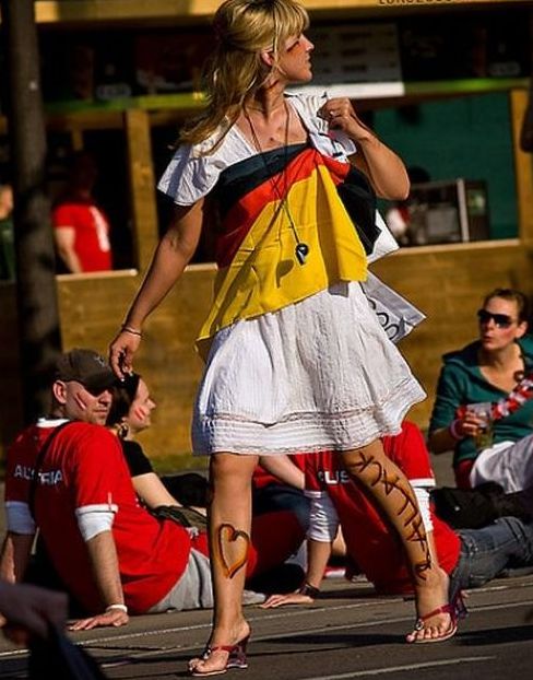 uefa euro 2012 football fan girls