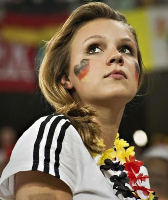 uefa euro 2012 football fan girls