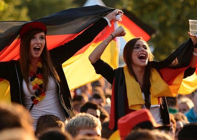 uefa euro 2012 football fan girls