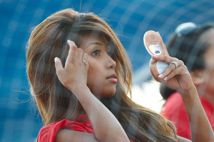 beach volleyball cheerleader girls