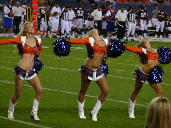 Denver Broncos NFL cheerleader girls