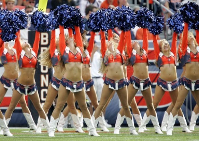 Denver Broncos NFL cheerleader girls