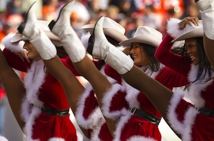 Denver Broncos NFL cheerleader girls