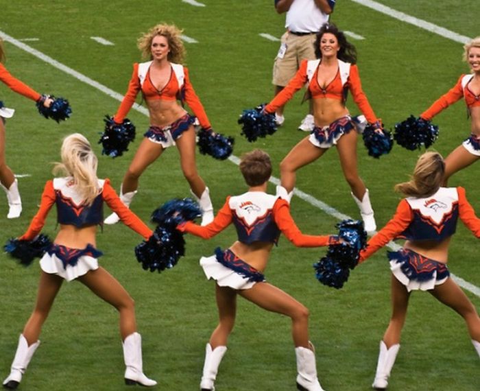 Denver Broncos NFL cheerleader girls