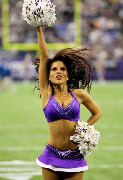 Minnesota Vikings NFL cheerleader girls