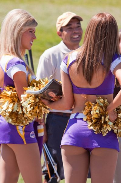 Minnesota Vikings NFL cheerleader girls