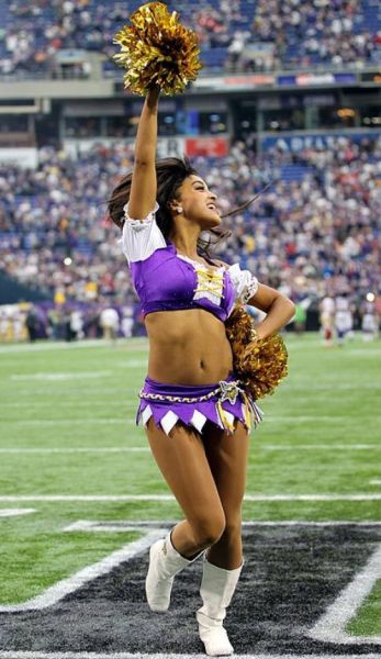 Minnesota Vikings NFL cheerleader girls