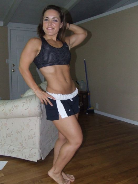 strong fitness bodybuilding girl