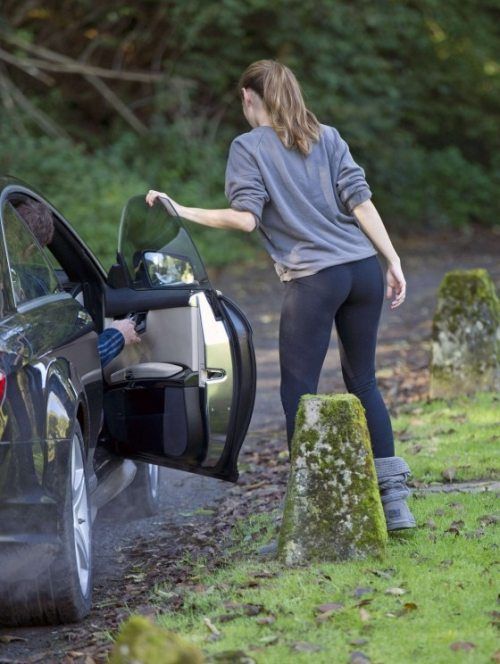 young sport girl in tight yoga pants