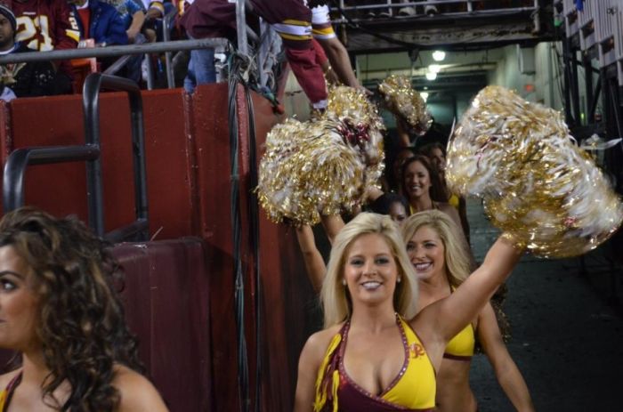 Washington Redskins NFL cheerleader girls