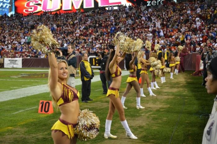 Washington Redskins NFL cheerleader girls