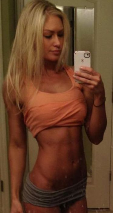 strong fitness bodybuilding girl