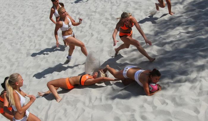 girls playing rugby