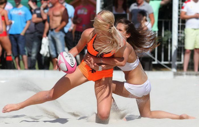 girls playing rugby