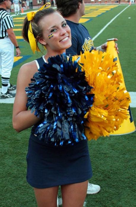 Michigan Wolverines cheerleader girls