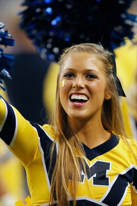 Michigan Wolverines cheerleader girls