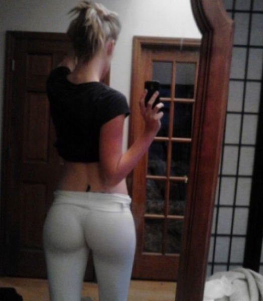 young sport girl in tight yoga pants