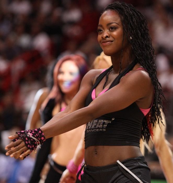 Miami Heat NBA cheerleader girls