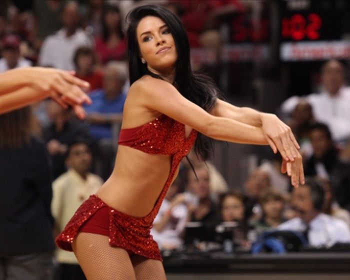 Miami Heat NBA cheerleader girls