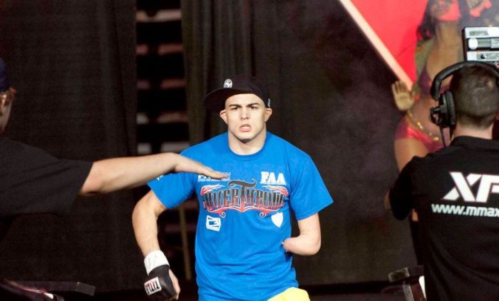 Nick Newell, one-armed fighter