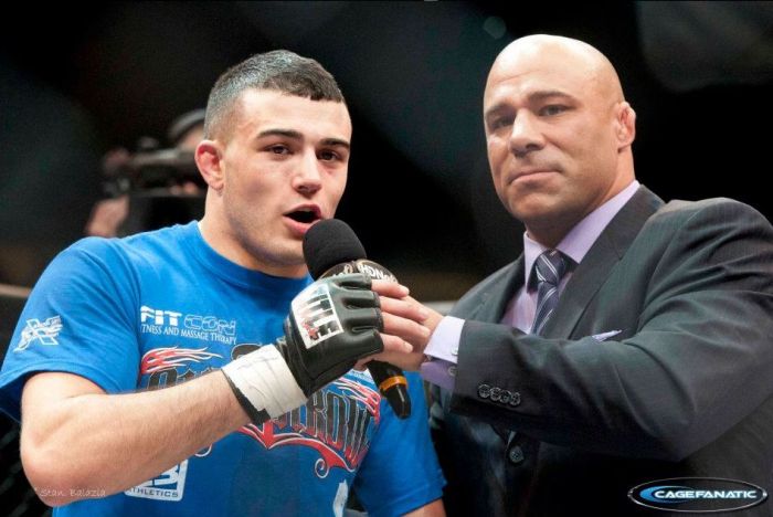 Nick Newell, one-armed fighter