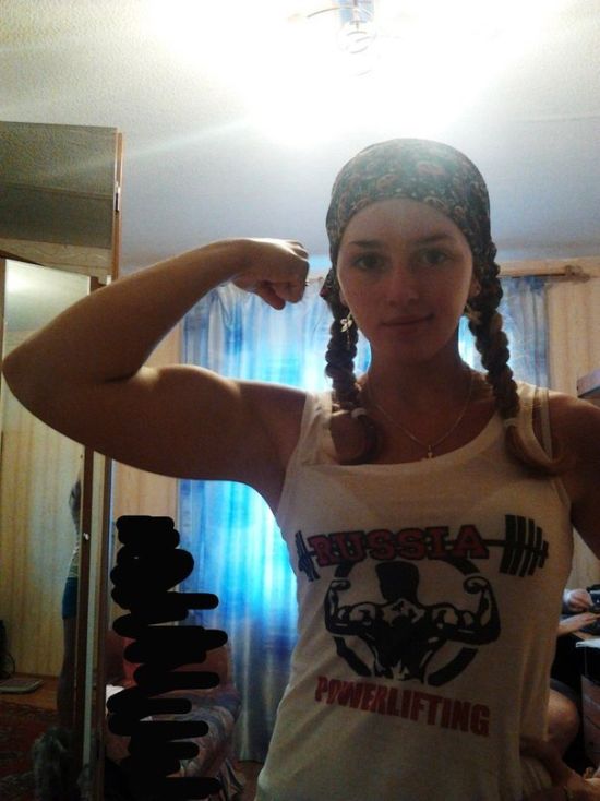 Julia Vins, strong fitness bodybuilding girl