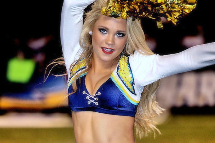 NFL cheerleader girls