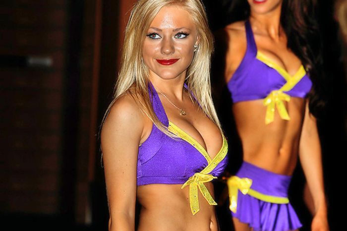 NFL cheerleader girls