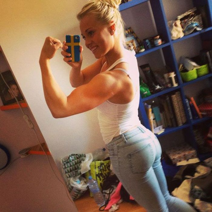 strong fitness bodybuilding girl